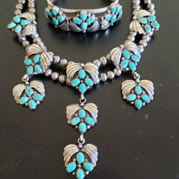 Vintage Turquoise Sterling Silver Pearls Necklace AND Cuff 123 grams Signed - Picture 4 of 11